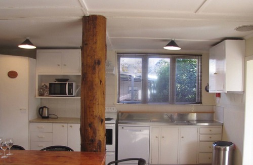 Ohakune Cottage | Ohakune Lodge: Burnski: Ohakune Holiday Home