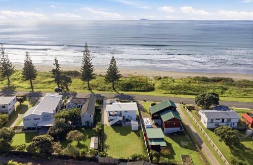 Ohope House | Ohope Beach Bliss Stunning Sea Views & Family fun