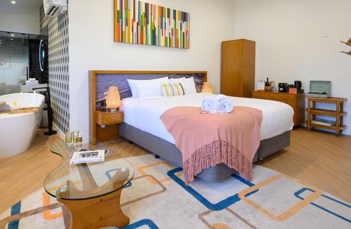 Auckland Central Business District Hotel | Ohtel Auckland