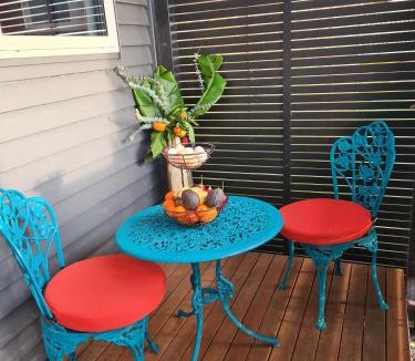 Onaero House | Onaeros Cute Little Cottages - Taranaki Retreat