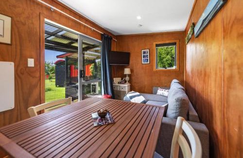 Onaero House | Onaeros Cute Little Cottages - Taranaki Retreat