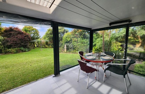 Kerikeri House | Orange Grove Homestead - Spacious Garden Holiday Home