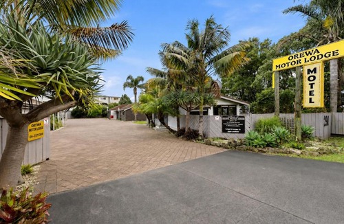 Orewa Hotel | Orewa Motor Lodge