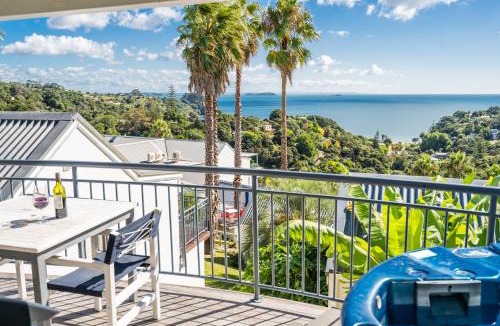 Palm Beach Villa | Palm Beach Cottage with Private Spa Pool