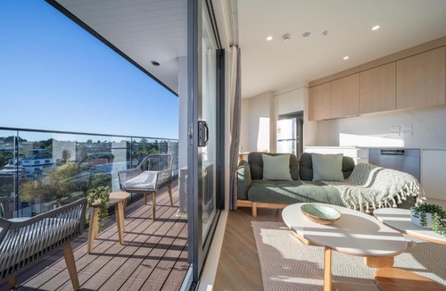 Northcote Apartment | Palm Suites - Auckland