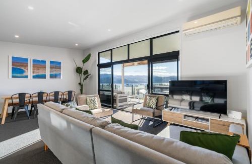 Pauanui House | Panorama View Retreat - Bachcare Holiday Home
