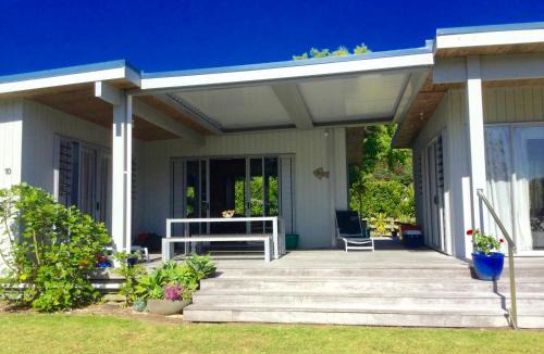 Cooks Beach House | Paradise in Flaxmill Bay - Flaxmill Bay Home