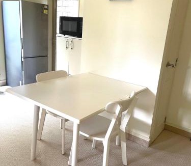 Royal Oak House | Parkside Pleasure- Seperate room