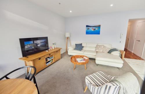 Auckland Central Business District Apartment | Pavilions Marina Apartment 102 - Wynyard Quarter Viaduct Harbour