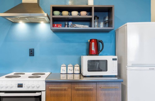 Fernhill Apartment | Peaceful 2BR Haven in Fernhill with lake views