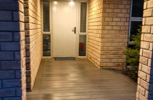 Rolleston Villa | Peaceful and Modern 5 bedrooms family house in Rolleston