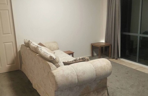 Hamilton Condo | Peaceful Condo Sanctuary