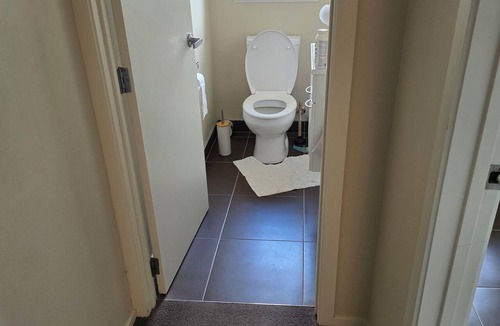 Hamilton Condo | Peaceful Condo Sanctuary