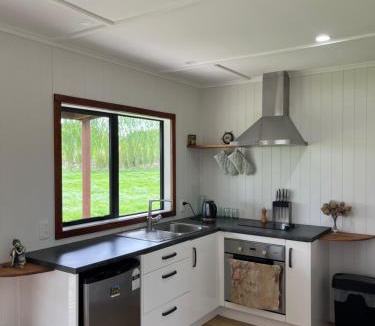 Rotoorangi House | Peaceful Country Cottage