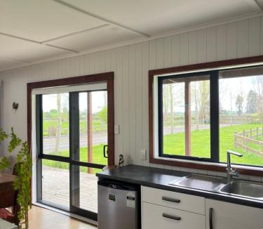 Rotoorangi House | Peaceful Country Cottage