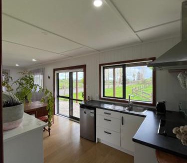 Rotoorangi House | Peaceful Country Cottage