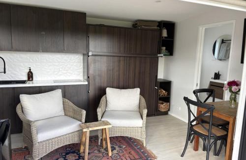 Whanganui House | Peaceful Farm Retreat with Scenic Walks