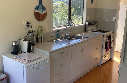 Awhitu House | Peaceful & restorative Awhitu Peninsula retreat-80 minutes from Auckland CBD