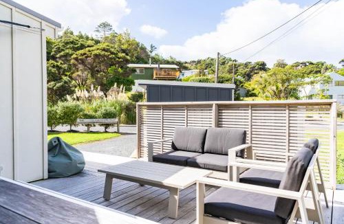 Mangawhai Heads House | Pearls Embrace - Mangawhai Heads Studio