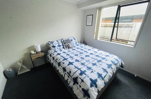 Papamoa Beach House | Perfect coastal holiday in a central Papamoa Beach location