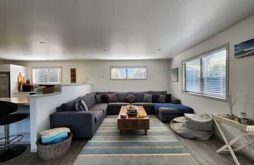 Hahei House | Pet friendly, big lawn and covered outdoor space to play, centrally located
