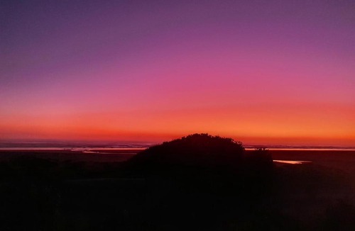Piha House | Piha Sunset Bach