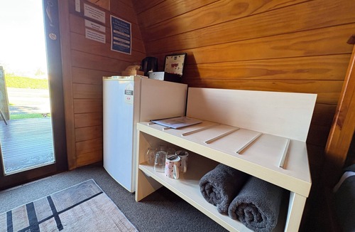 Mangaweka Cabin | Pod 3 at Flat Hills Cafe and Tourist Park: Queen Pod (sleeps 2)