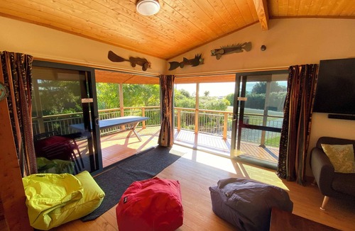 Pohara House | Pohara Tide - Beach Getaway