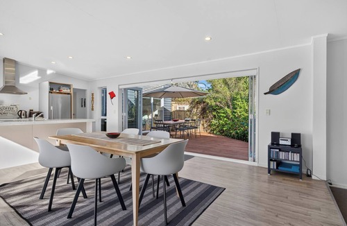 Mangawhai Heads House | Pohutukawa Peace - Mangawhai Holiday Home