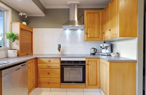 Pokeno House | Pokeno Country Retreat | Spa, BBQ and Rural Views