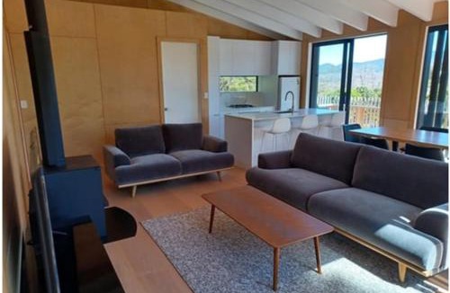 Great Barrier Island House | Ponga House - Kaitoke Waters