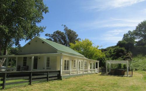 Masterton District House | Poplar Cottage - warm and private, nature haven