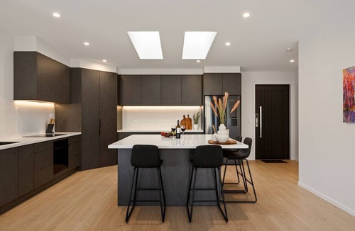 Arthur's Point House | Powder Ridge Alpine Retreat