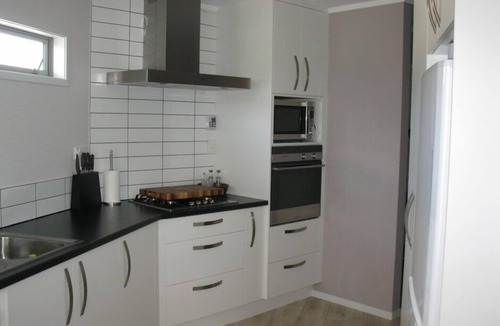 Waihi Beach House | Private comfortable beach house