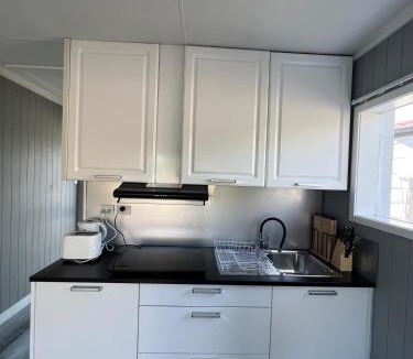 Richmond Heights Apartment | Private Guesthouse