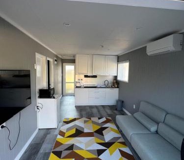 Richmond Heights Apartment | Private Guesthouse