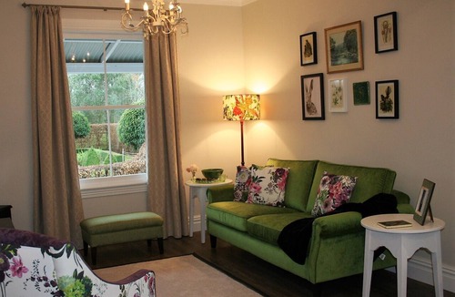 Blenheim Cottage | Private Luxury Cottage for Two in Marlborough Wine Country
