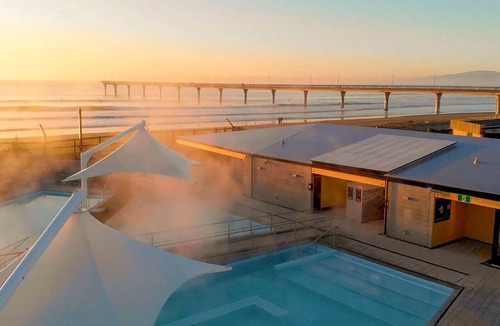 New Brighton House | Private studio room over the road from the beach, 2 mins to hot pools
