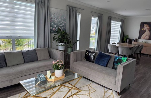 Auckland House | Private wonderful 6 Bedroom House in Flatbush