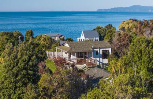 Parapara House | Quail Rise - Collingwood Holiday Home