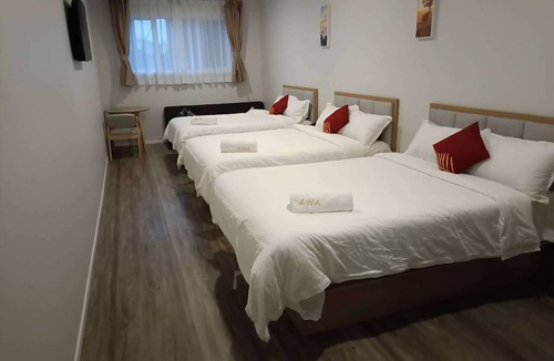 Kawaha Point Hotel | Quality Hotel Rooms with 1 to 4 Beds