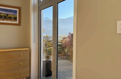 Kelvin Heights Apartment | Queenstown Alpine Escape