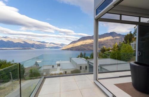 Fernhill Villa | QUEENSTOWN FERNHILL HOUSE
