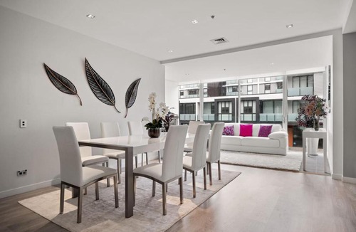 Auckland Central Business District Apartment | QV Stays Waterfront Grandeur at Lighter Quay