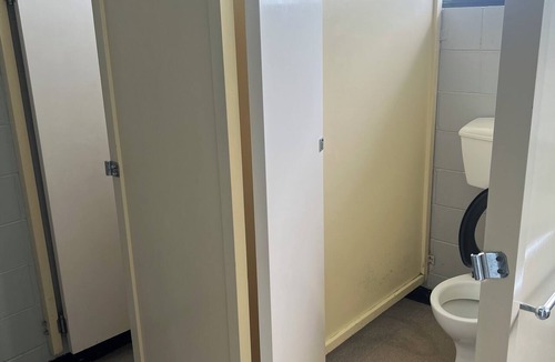 Temuka House | R3 Green Hayes Estate Rentals- Magnolia House