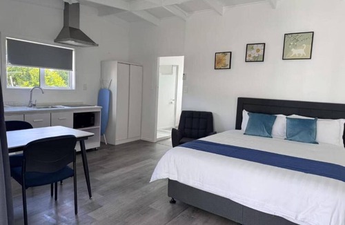 Tauranga Hotel | Rainbow Motel & Guest House