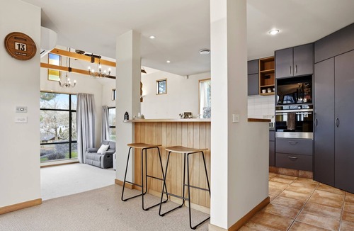 Lowburn House | Recharge on the Reserve