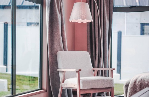 Lowburn House | Recharge on the Reserve