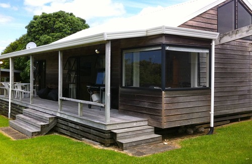 Wharekaho Cottage | RELAX AT WHAREKAHO - SIMPSONS BEACH BACH in Ferry Landing