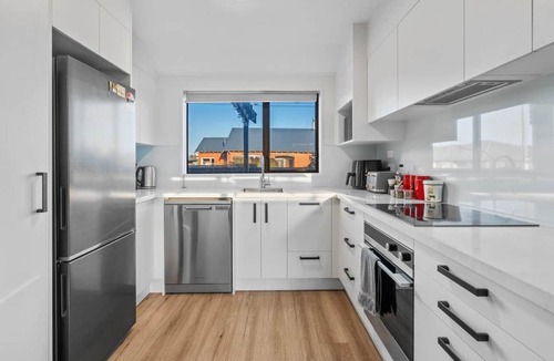 South Dunedin House | Relaxing Dunedin City Escape